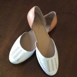 Latigo Leather Flats